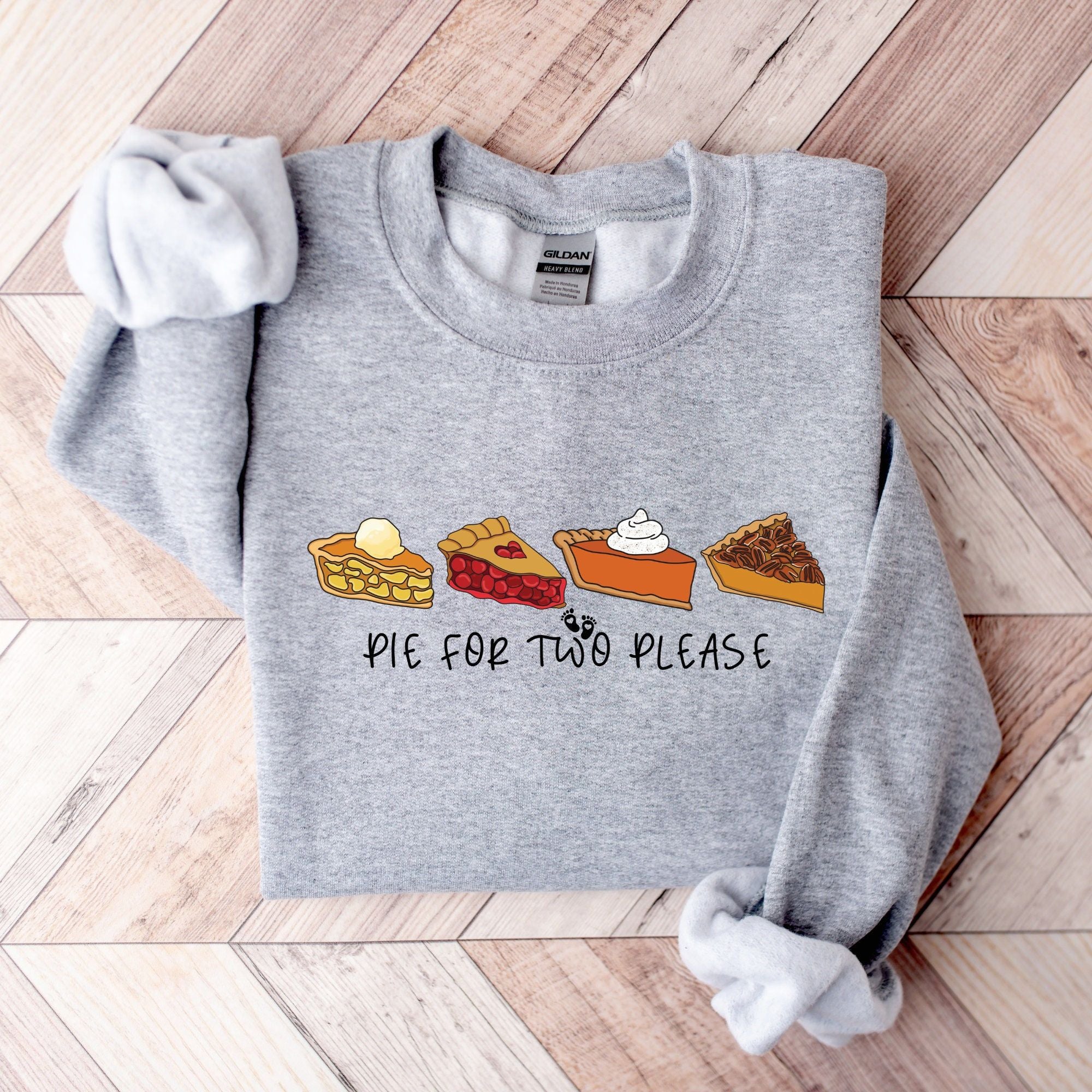 Pie For Two Please Thanksgiving Pregnancy Sweatshirt – Baby Reveal Fall Maternity Crewneck, Funny Pregnant Mom Shirt